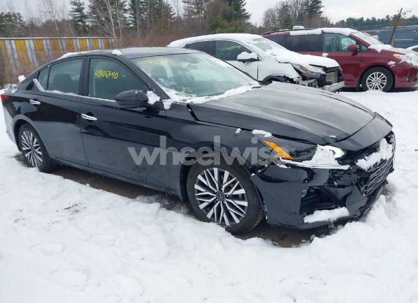 2023 Nissan Altima SV FWD (VIN 1N4BL4DV7PN416739) main photo