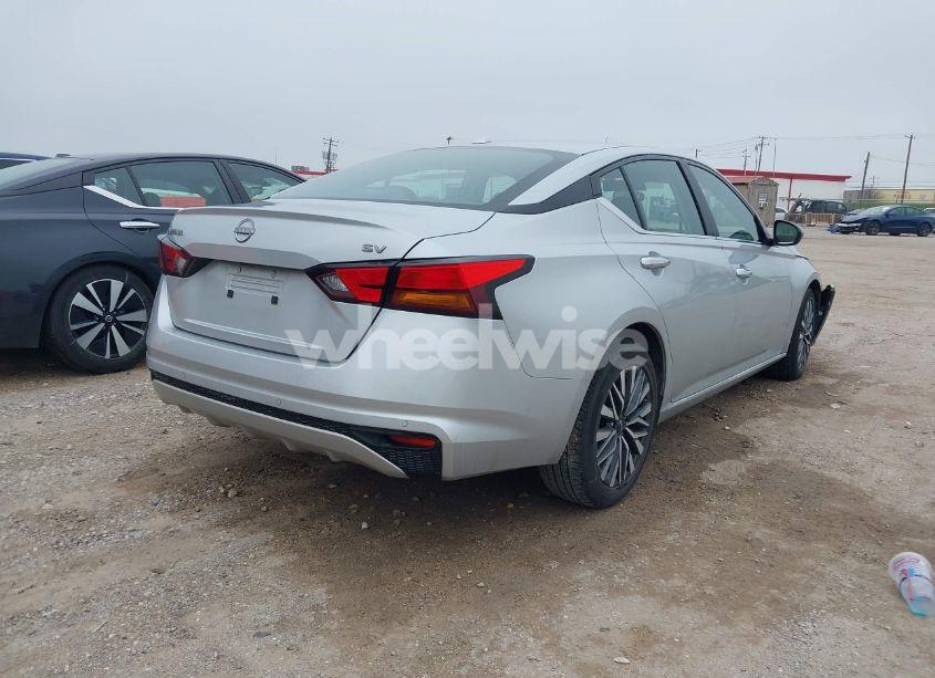 Photo 4 of 2024 Nissan Altima SV FWD (VIN 1N4BL4DV7RN304056)