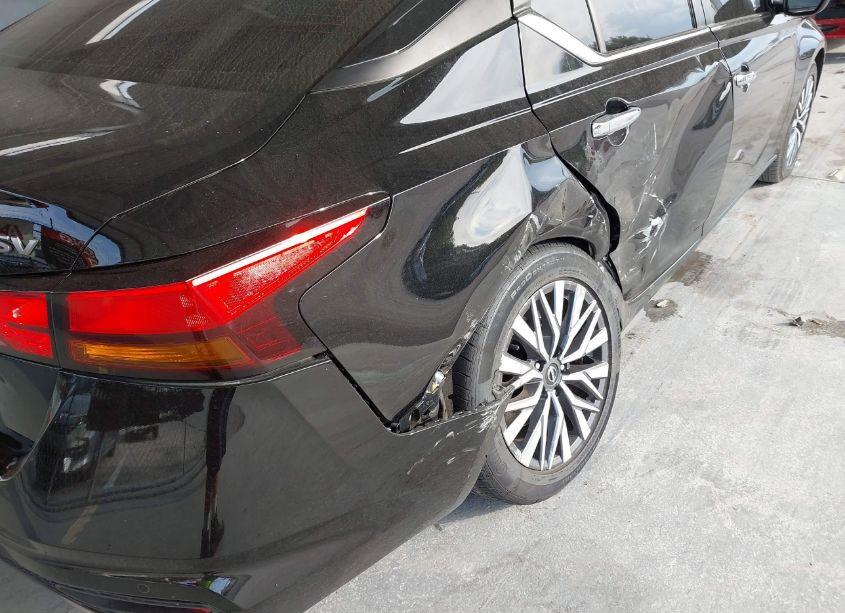 Photo 6 of 2024 Nissan Altima SV FWD (VIN 1N4BL4DV7RN305787)