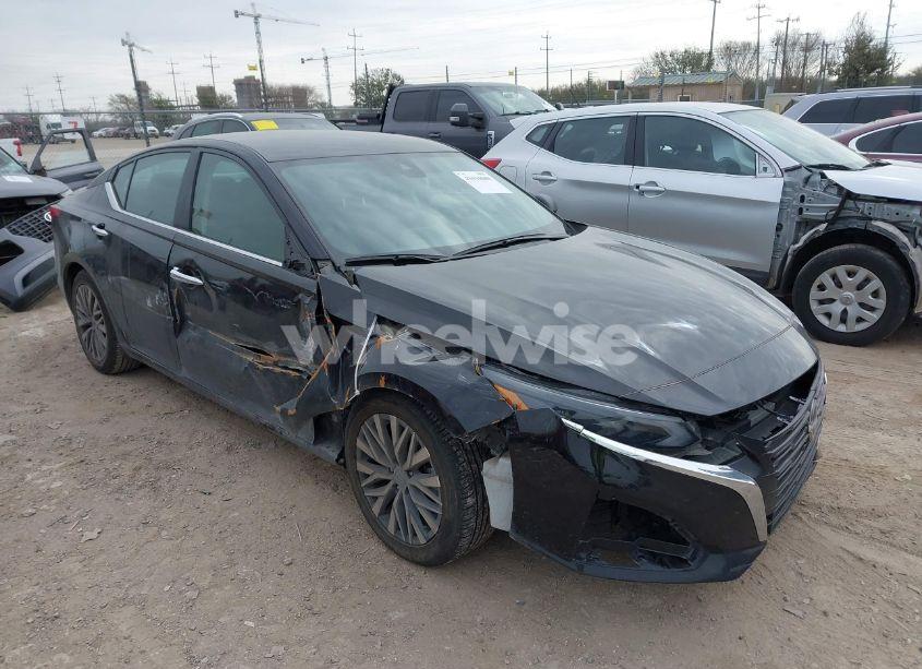 2024 Nissan Altima SV FWD (VIN 1N4BL4DV7RN366492) main photo