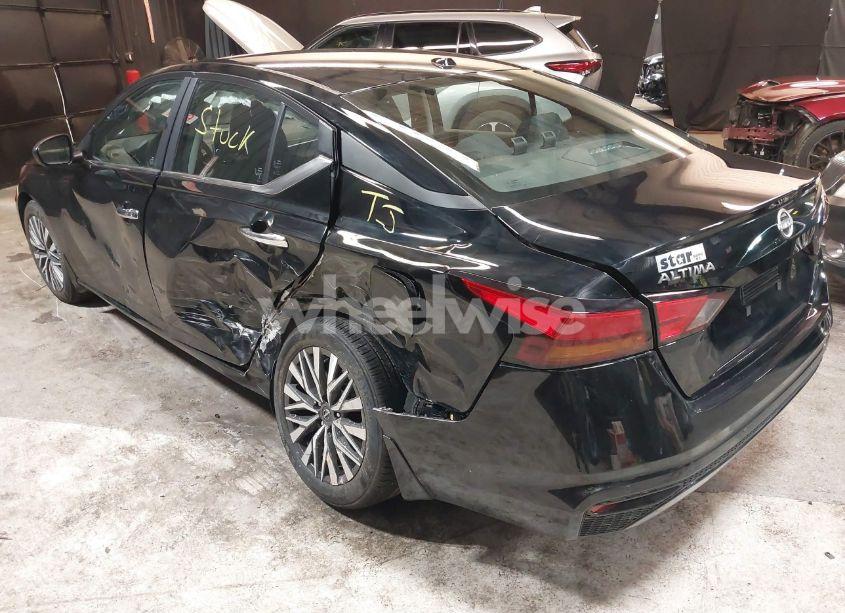 Photo 6 of 2024 Nissan Altima SV FWD (VIN 1N4BL4DV7RN406652)