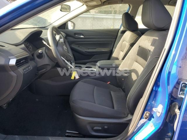 2025 NISSAN ALTIMA SV (VIN 1N4BL4DV7SN300384) main photo