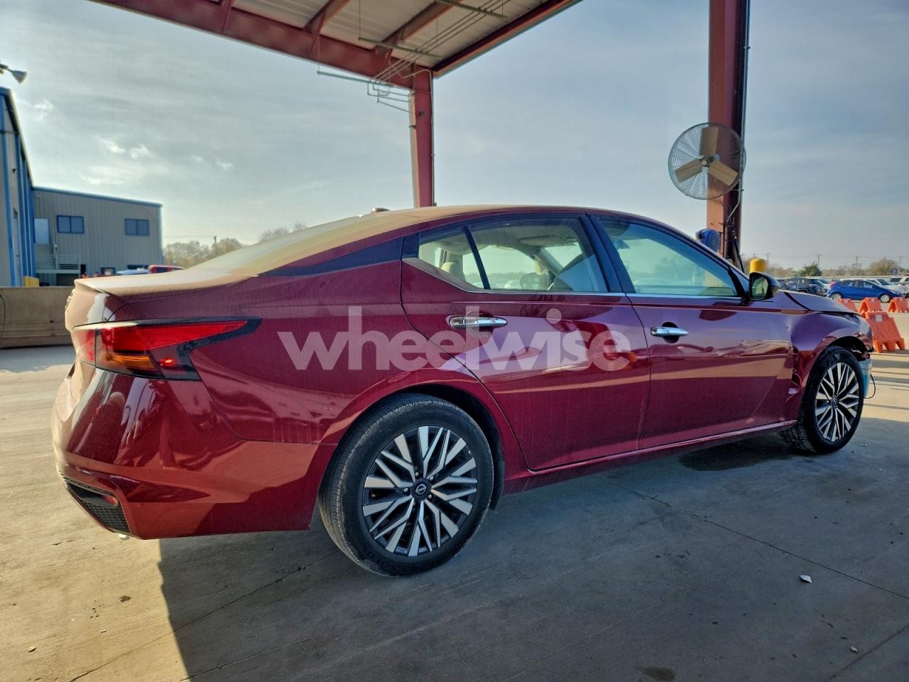 Photo 3 of 2025 NISSAN ALTIMA SV (VIN 1N4BL4DV7SN302944)