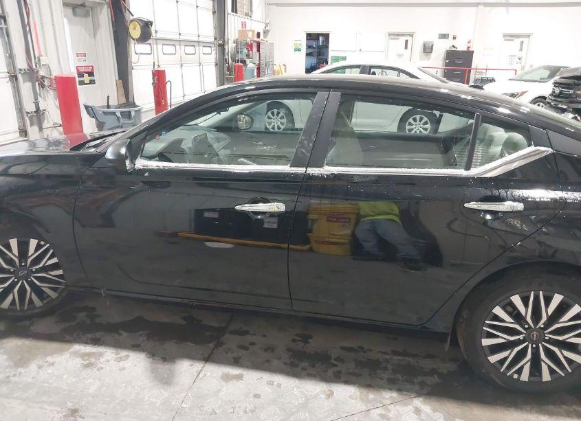 Photo 15 of 2025 Nissan Altima SV FWD (VIN 1N4BL4DV7SN316522)