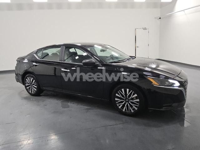 Photo 6 of 2025 NISSAN ALTIMA SV (VIN 1N4BL4DV7SN323700)