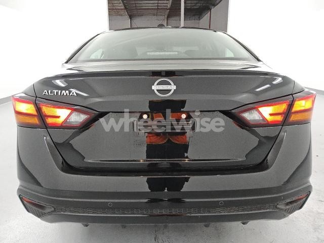 Photo 2 of 2025 NISSAN ALTIMA SV (VIN 1N4BL4DV7SN370533)