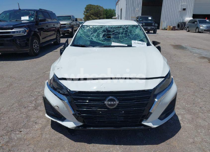 Photo 12 of 2025 Nissan Altima SV FWD (VIN 1N4BL4DV7SN373965)