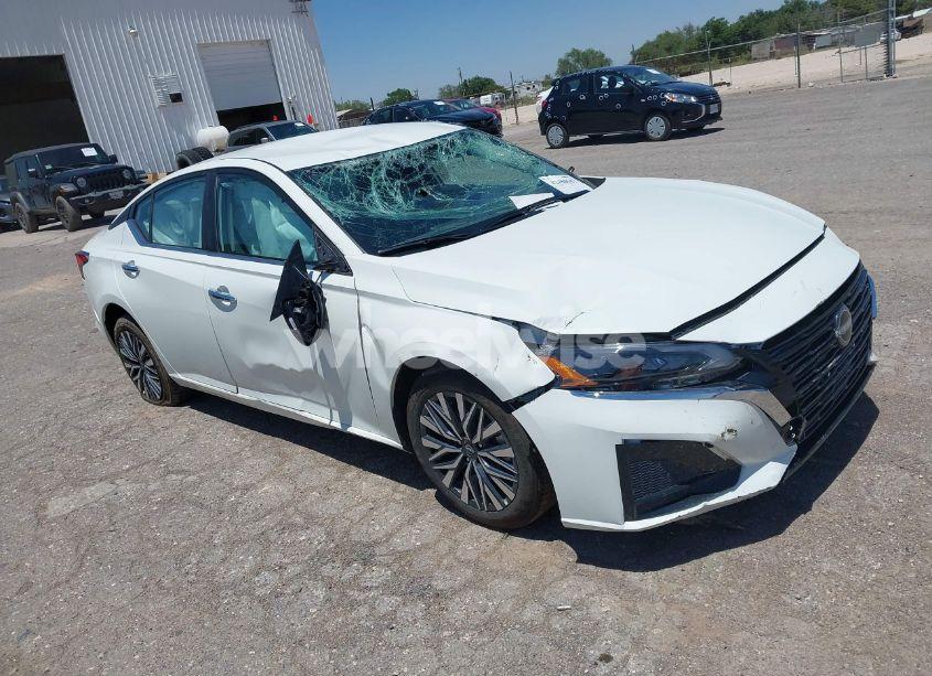 Photo 13 of 2025 Nissan Altima SV FWD (VIN 1N4BL4DV7SN373965)