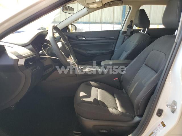 2025 NISSAN ALTIMA SV (VIN 1N4BL4DV7SN379636) main photo