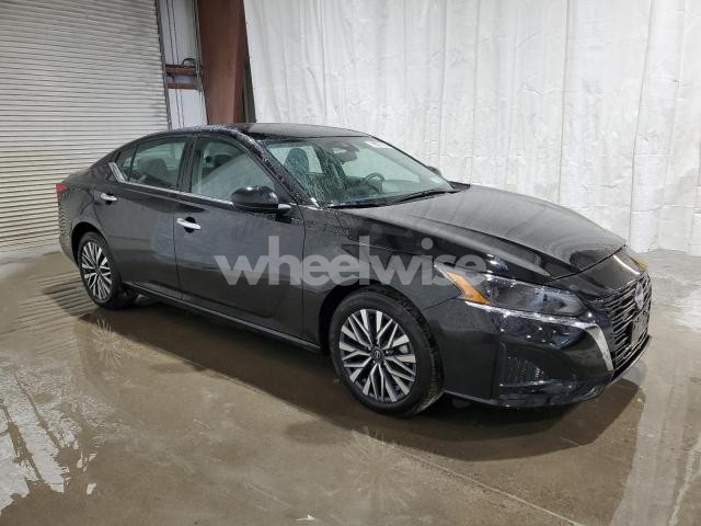 Photo 2 of 2025 NISSAN ALTIMA SV (VIN 1N4BL4DV7SN397439)