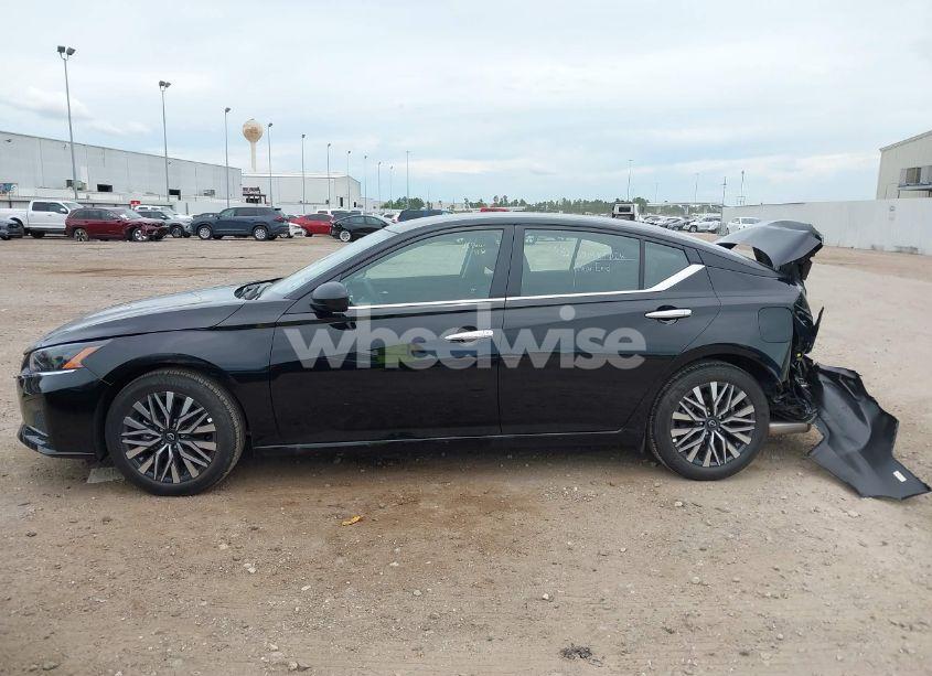 Photo 14 of 2025 Nissan Altima SV FWD (VIN 1N4BL4DV7SN398042)