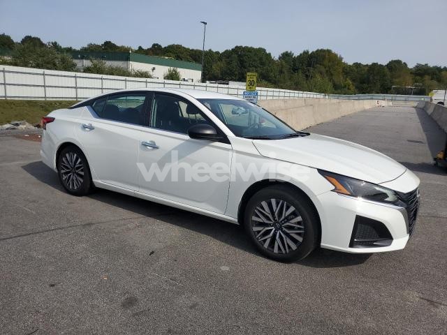 Photo 4 of 2025 NISSAN ALTIMA SV (VIN 1N4BL4DV7SN398932)