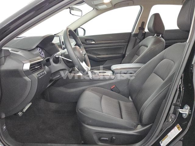 Photo 3 of 2025 NISSAN ALTIMA SV (VIN 1N4BL4DV7SN402784)