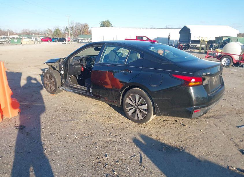 Photo 3 of 2019 Nissan Altima 2.5 SV (VIN 1N4BL4DV8KC111593)