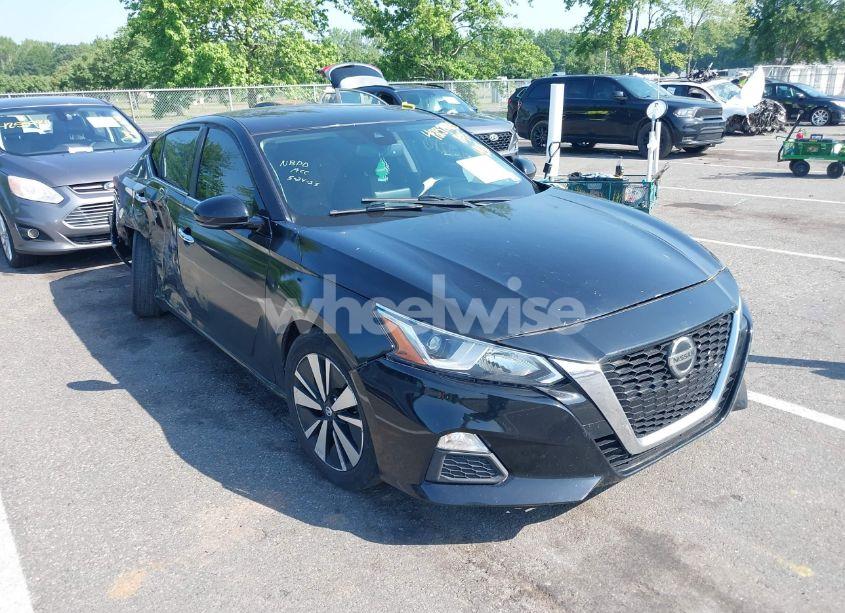 2019 Nissan Altima 2.5 SV (VIN 1N4BL4DV8KC119399) main photo