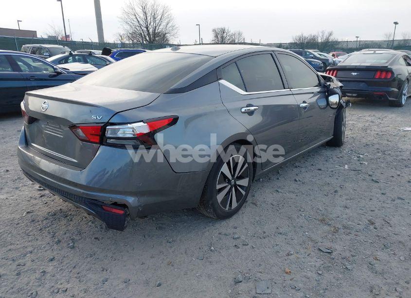 Photo 4 of 2019 Nissan Altima 2.5 SV (VIN 1N4BL4DV8KC120715)