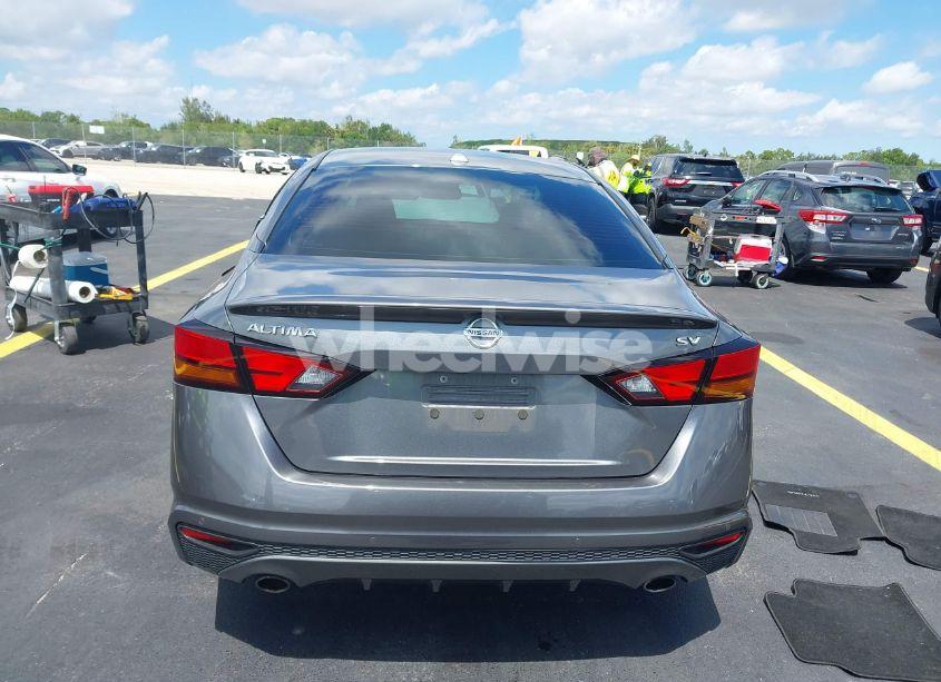 Photo 16 of 2019 Nissan Altima 2.5 SV (VIN 1N4BL4DV8KC123713)