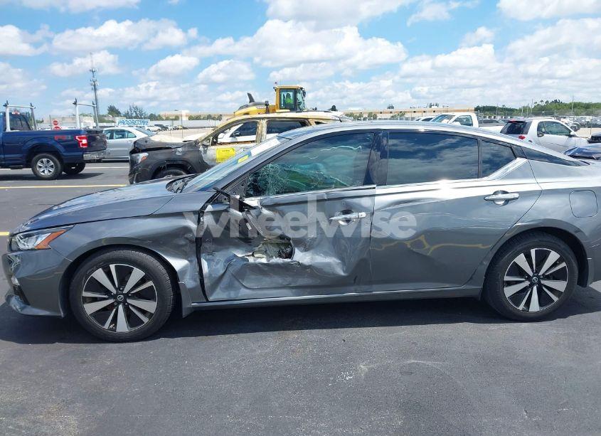 Photo 6 of 2019 Nissan Altima 2.5 SV (VIN 1N4BL4DV8KC123713)