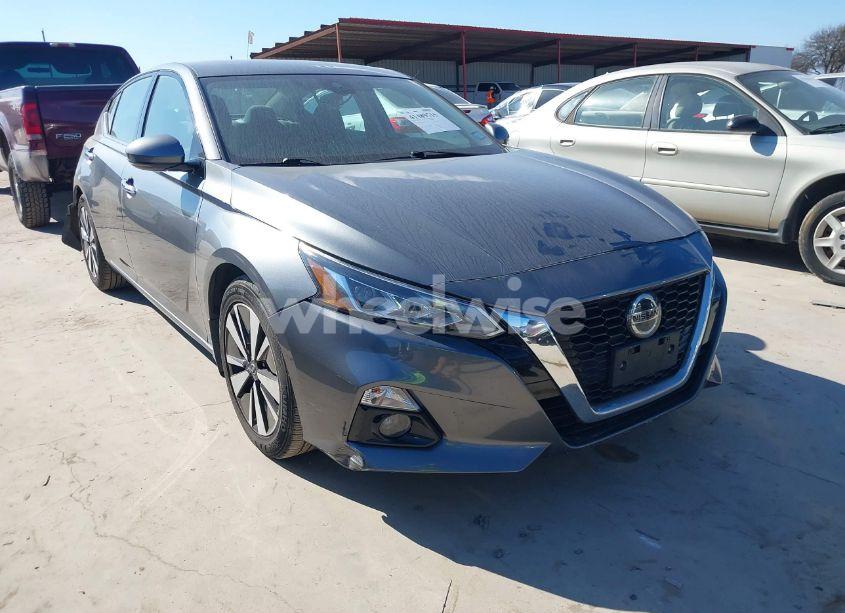 2019 Nissan Altima 2.5 SV (VIN 1N4BL4DV8KC132878) main photo