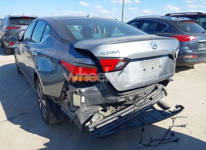 Photo 3 of 2019 Nissan Altima 2.5 SV (VIN 1N4BL4DV8KC132878)