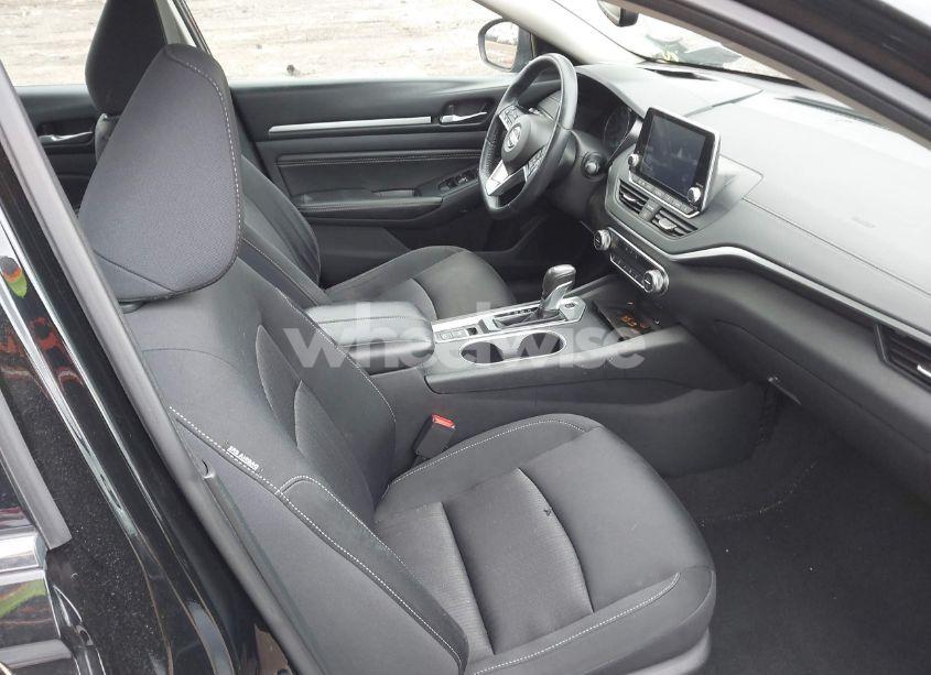 Photo 5 of 2019 Nissan Altima 2.5 SV (VIN 1N4BL4DV8KC165542)