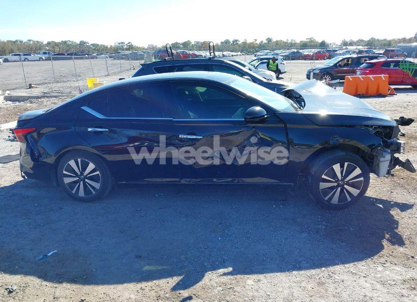 Photo 14 of 2020 Nissan Altima SV FWD (VIN 1N4BL4DV8LC265092)