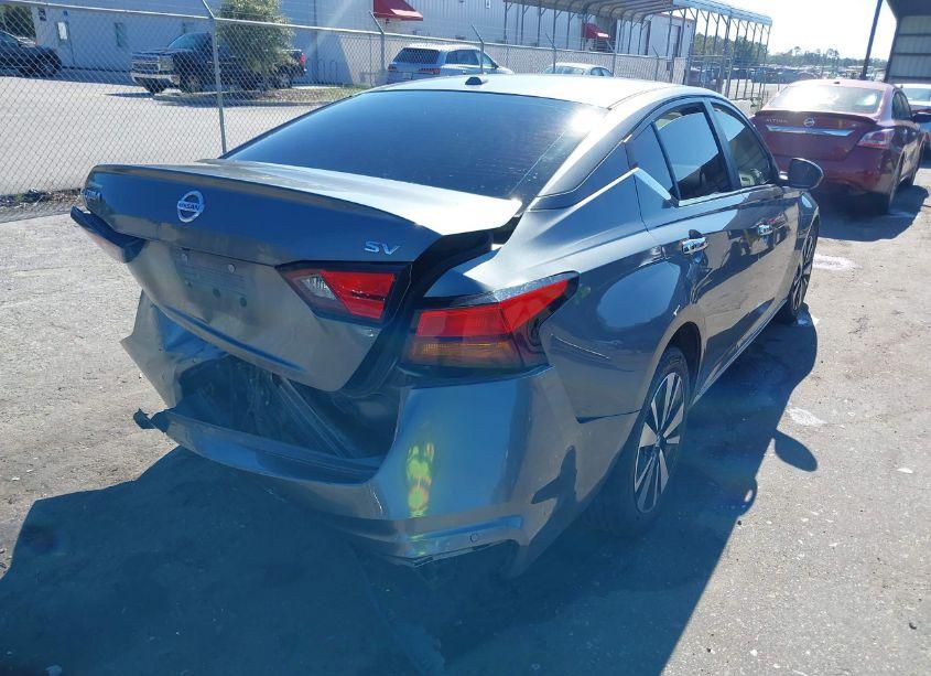 Photo 4 of 2021 Nissan Altima SV FWD (VIN 1N4BL4DV8MN307945)