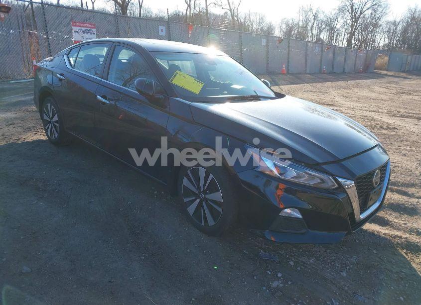 2021 Nissan Altima SV FWD (VIN 1N4BL4DV8MN311770) main photo