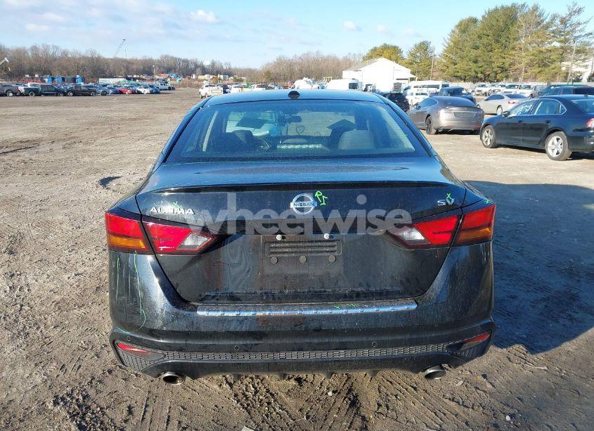 Photo 16 of 2021 Nissan Altima SV FWD (VIN 1N4BL4DV8MN311770)