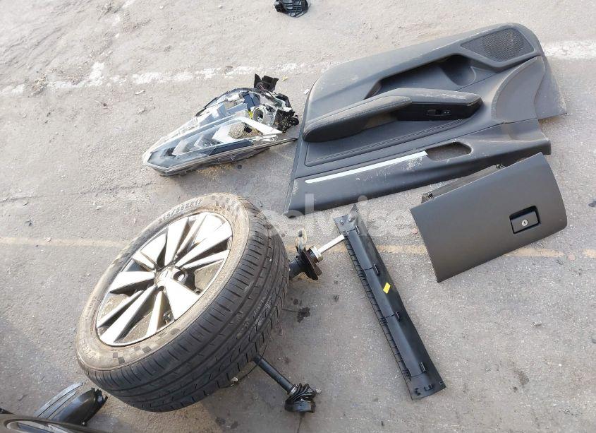 Photo 11 of 2021 Nissan Altima SV FWD (VIN 1N4BL4DV8MN333137)