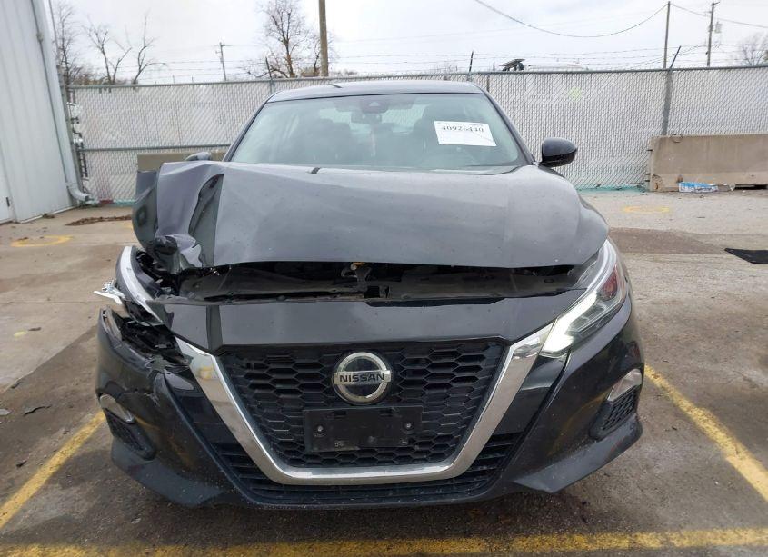 Photo 12 of 2021 Nissan Altima SV FWD (VIN 1N4BL4DV8MN360581)