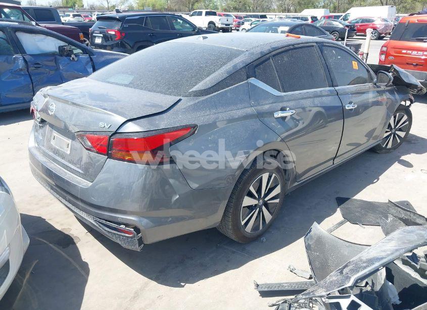 Photo 4 of 2022 Nissan Altima SV FWD (VIN 1N4BL4DV8NN381738)