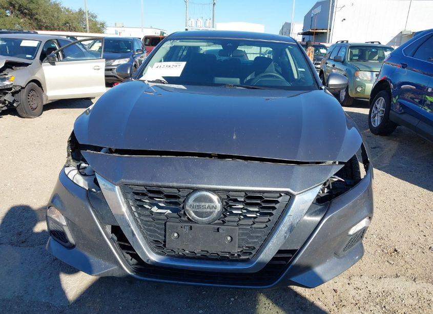 Photo 6 of 2022 Nissan Altima SV FWD (VIN 1N4BL4DV8NN384381)