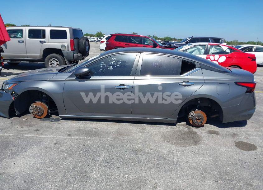 Photo 14 of 2022 Nissan Altima SV FWD (VIN 1N4BL4DV8NN388866)