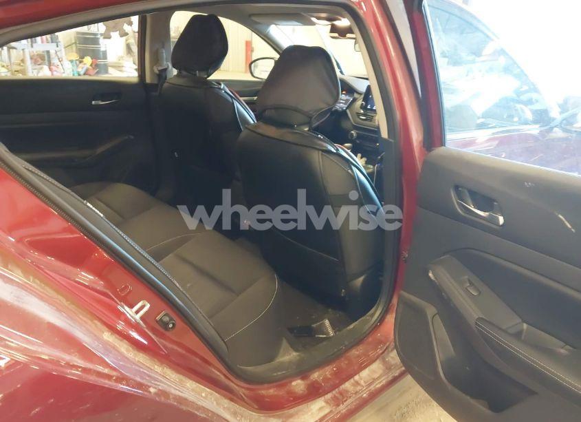 Photo 8 of 2022 Nissan Altima SV FWD (VIN 1N4BL4DV8NN417699)