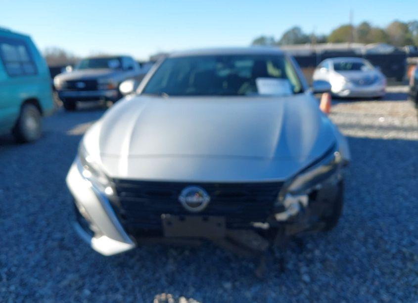 Photo 13 of 2023 Nissan Altima SV FWD (VIN 1N4BL4DV8PN337323)