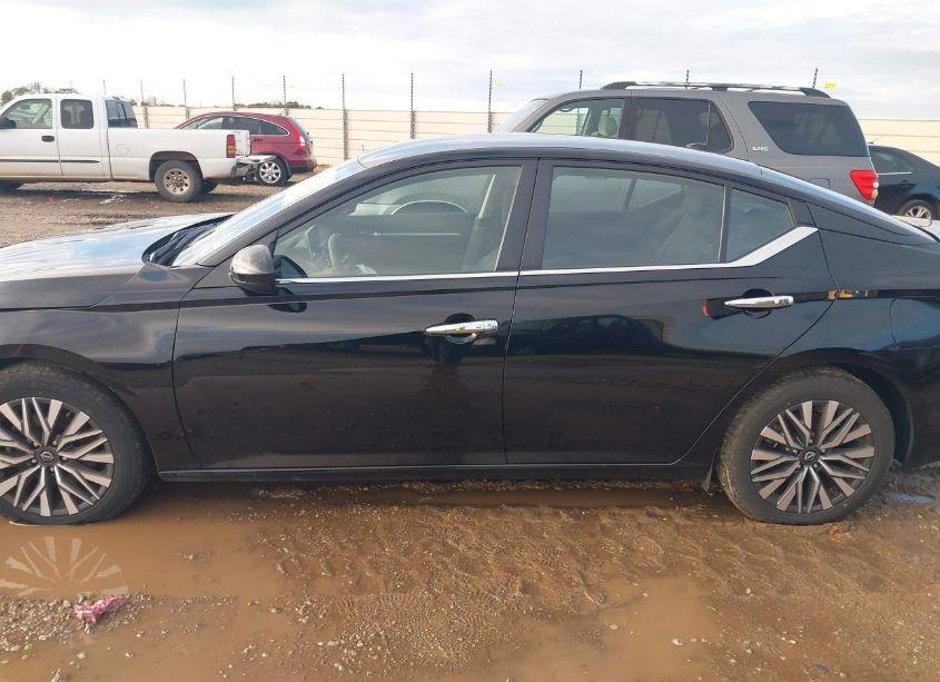 Photo 14 of 2023 Nissan Altima N/A (VIN 1N4BL4DV8PN341064)