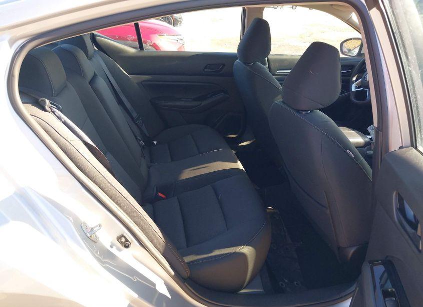 Photo 8 of 2023 Nissan Altima SV FWD (VIN 1N4BL4DV8PN364652)