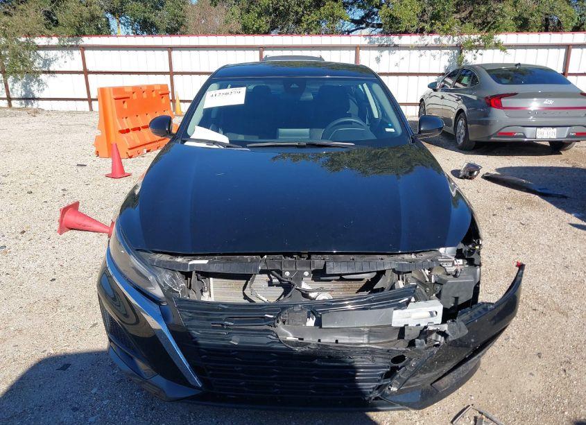 Photo 13 of 2023 Nissan Altima SV FWD (VIN 1N4BL4DV8PN366188)