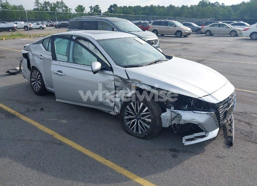 2023 Nissan Altima SV FWD (VIN 1N4BL4DV8PN379930) main photo
