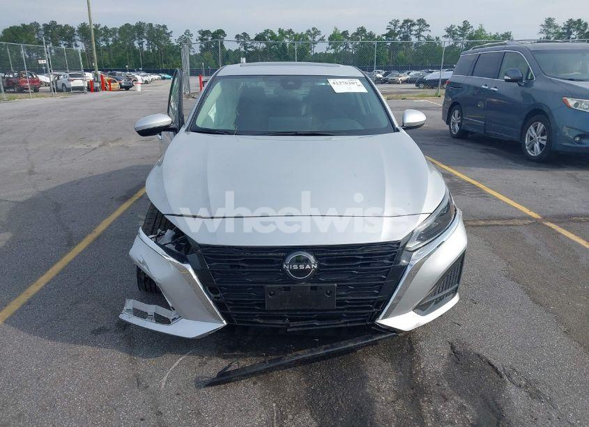 Photo 13 of 2023 Nissan Altima SV FWD (VIN 1N4BL4DV8PN379930)