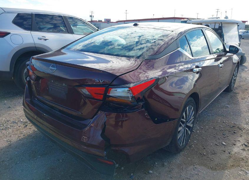 Photo 4 of 2023 Nissan Altima SV FWD (VIN 1N4BL4DV8PN383606)