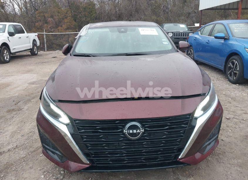 Photo 12 of 2023 Nissan Altima SV FWD (VIN 1N4BL4DV8PN384576)