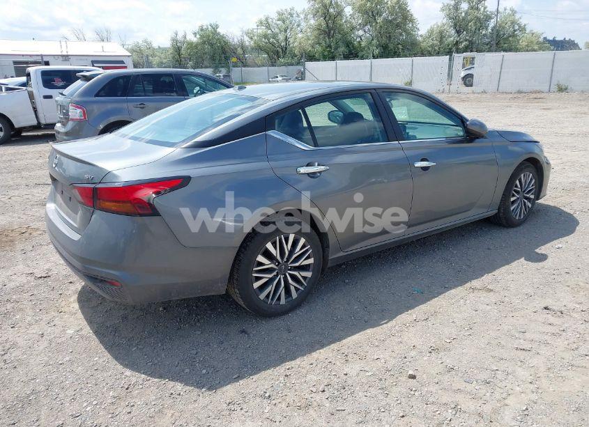 Photo 4 of 2023 Nissan Altima SV FWD (VIN 1N4BL4DV8PN390751)