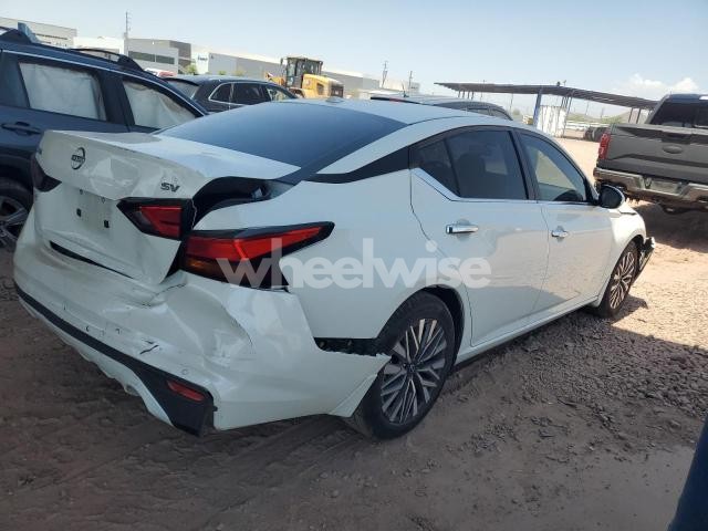 Photo 2 of 2024 NISSAN ALTIMA SV (VIN 1N4BL4DV8RN312683)