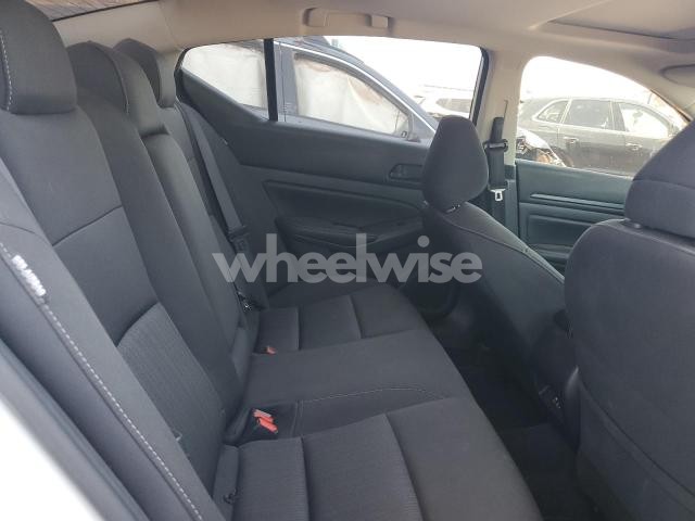 Photo 6 of 2024 NISSAN ALTIMA SV (VIN 1N4BL4DV8RN312683)