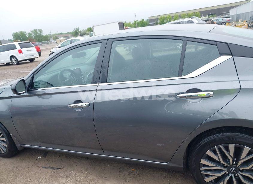 Photo 14 of 2024 Nissan Altima SV FWD (VIN 1N4BL4DV8RN331363)