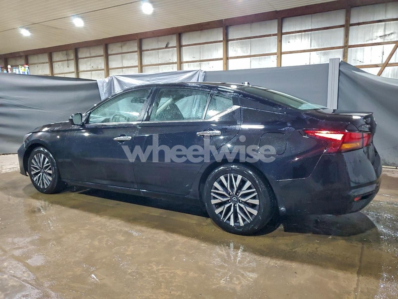 Photo 2 of 2024 NISSAN ALTIMA SV (VIN 1N4BL4DV8RN341827)