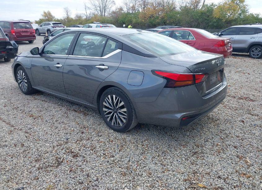 Photo 3 of 2024 Nissan Altima SV FWD (VIN 1N4BL4DV8RN354769)