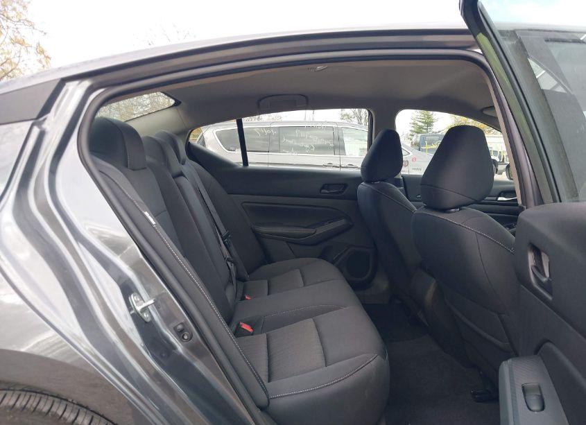 Photo 8 of 2024 Nissan Altima SV FWD (VIN 1N4BL4DV8RN354769)